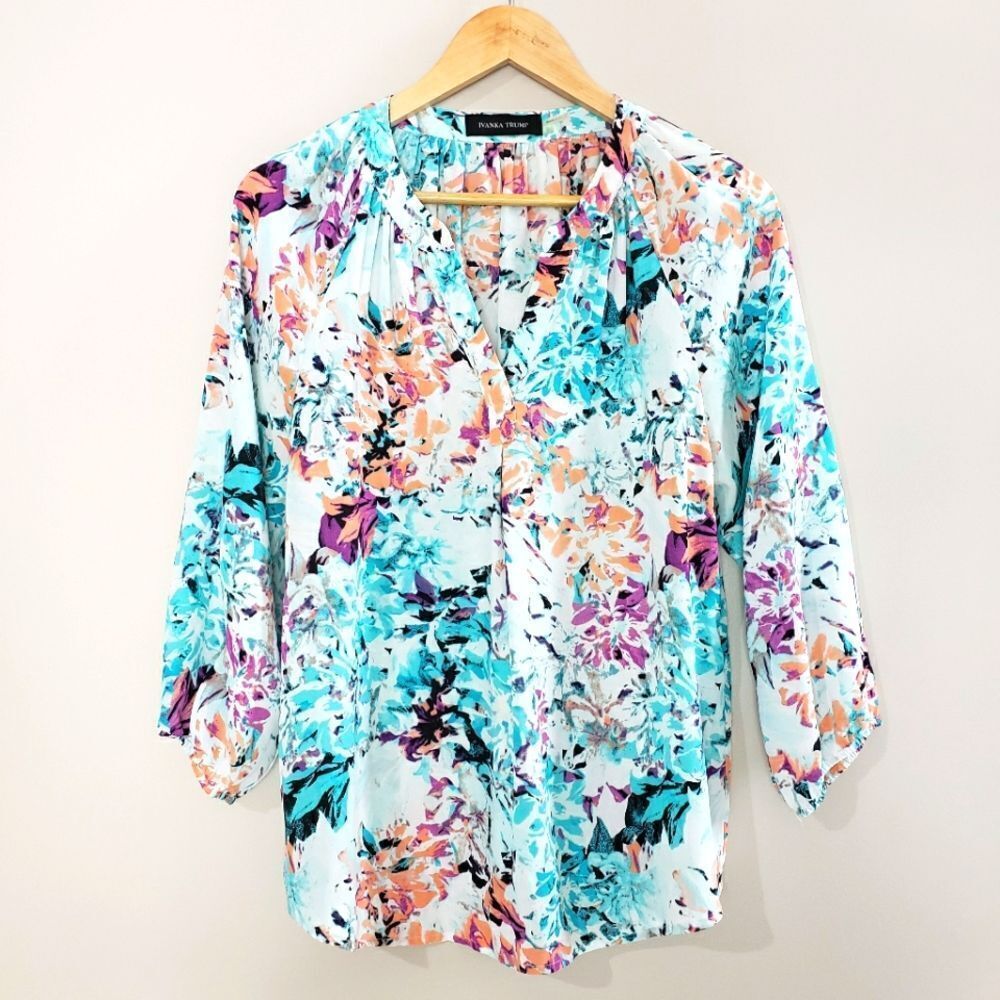 🦋3/$20 Ivanka Trump Turquoise Purple Print 3/4 Sleeve Blouse Semi Sheer V-Neck
